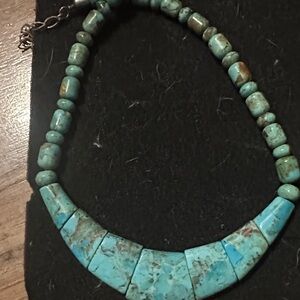 Chic Turquoise Beaded Necklace